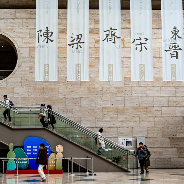 Dining out as an expat family in France